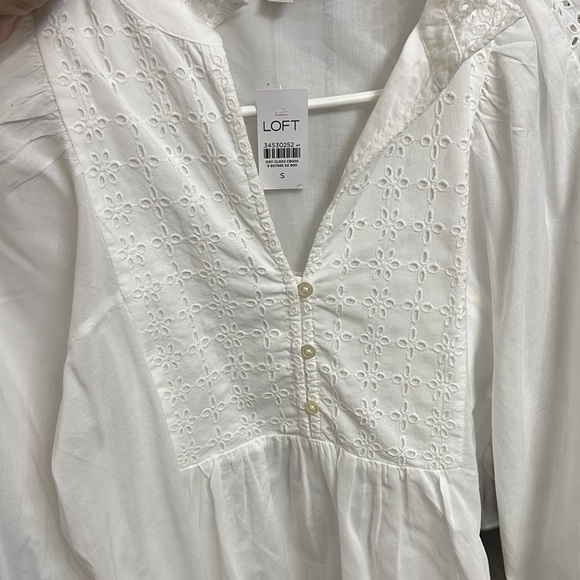 LOFT Eyelet Ruffle Bib Blouse Small NWT - Picture 7 of 11